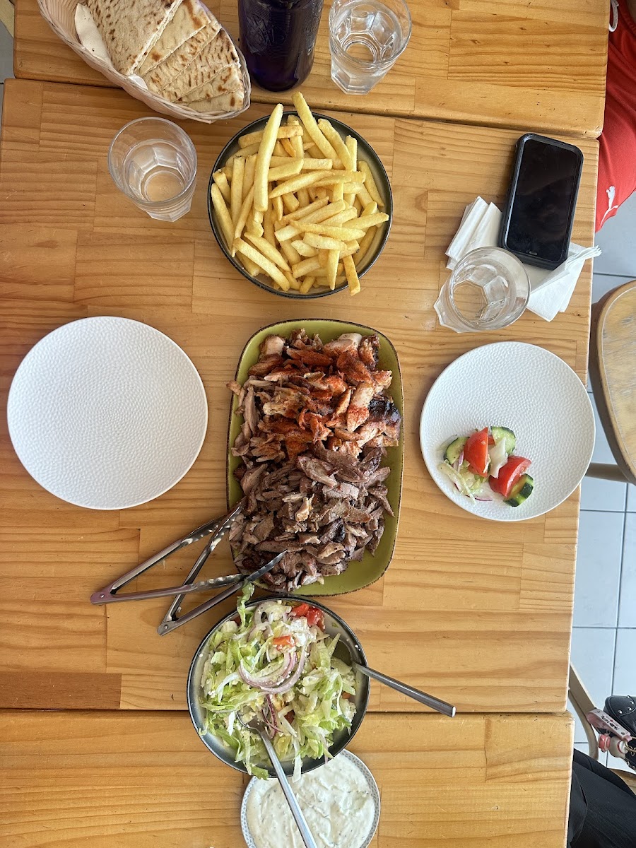 Meat The Greek In Rye Photo 10