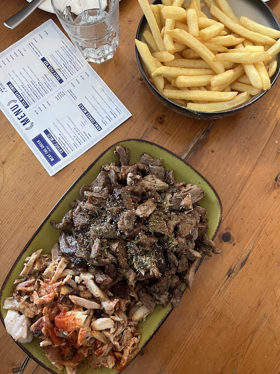 Meat The Greek In Rye Photo 4