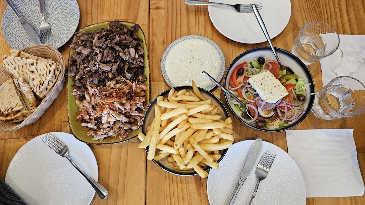 Meat The Greek In Rye Photo 5