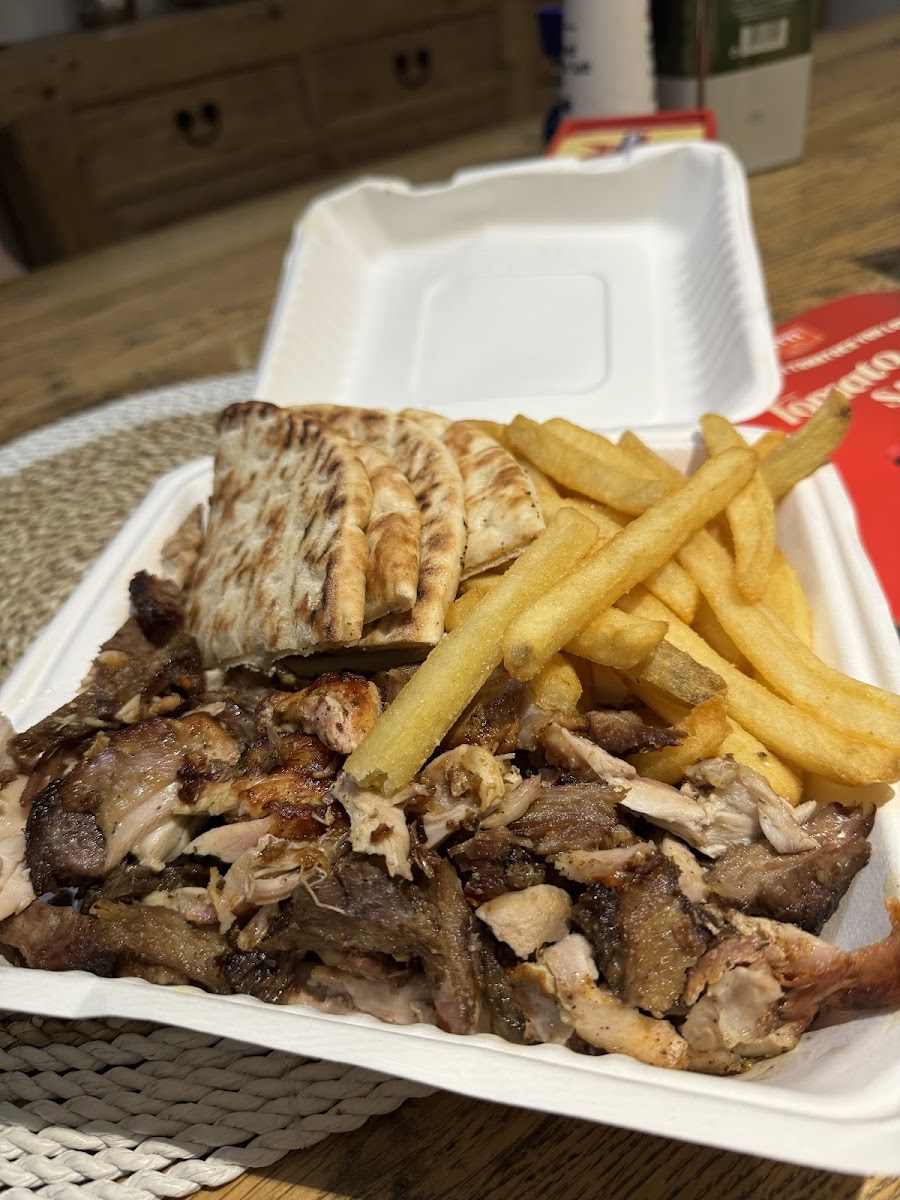 Meat The Greek In Rye Photo 6